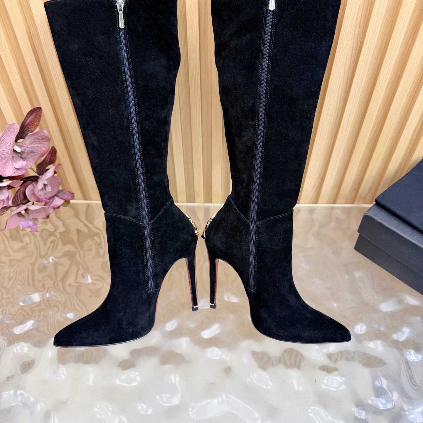 Women's high heels